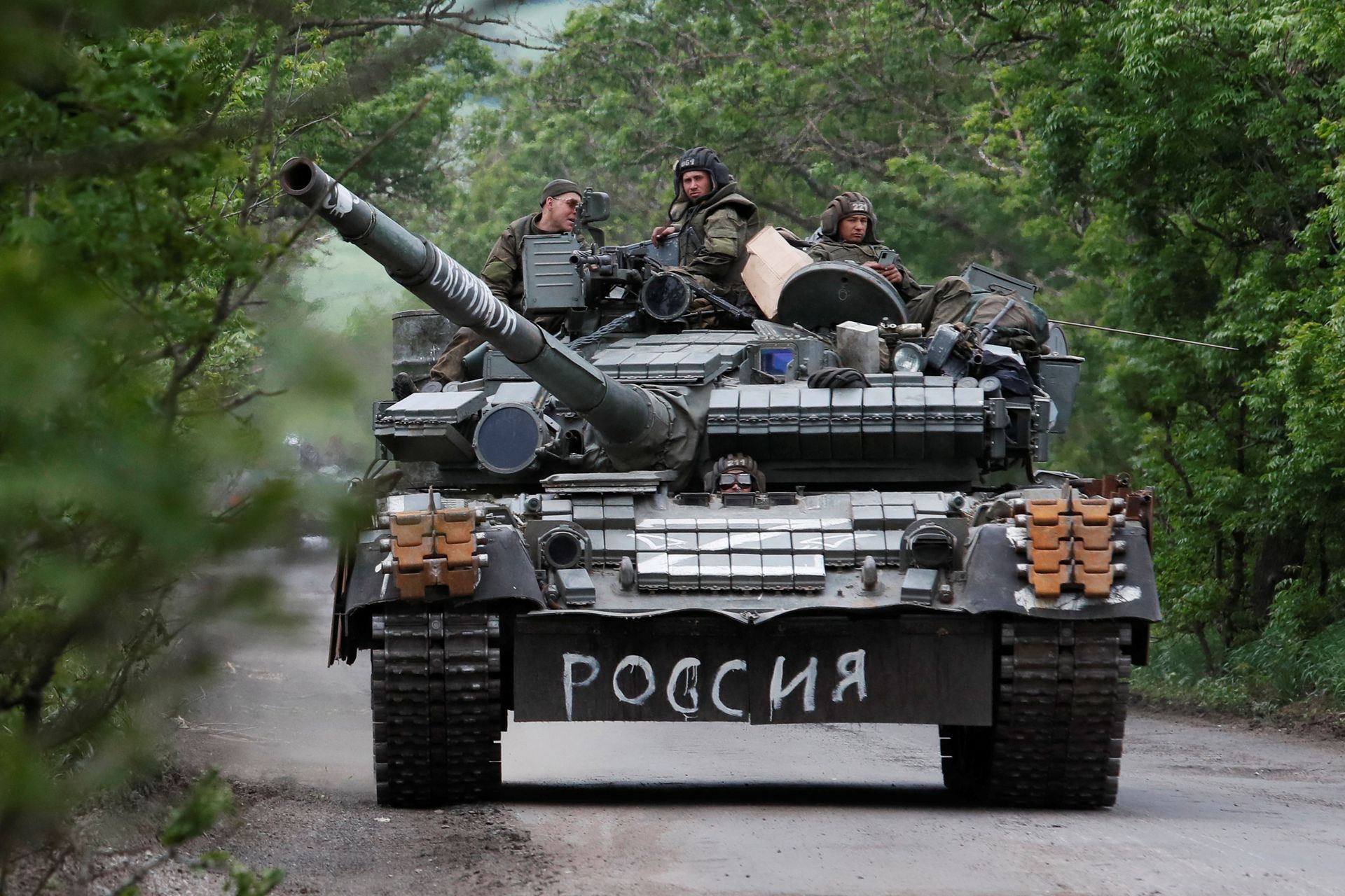 Russia slows down in Ukraine, possibly shutting down Western news agencies - Photo 1.