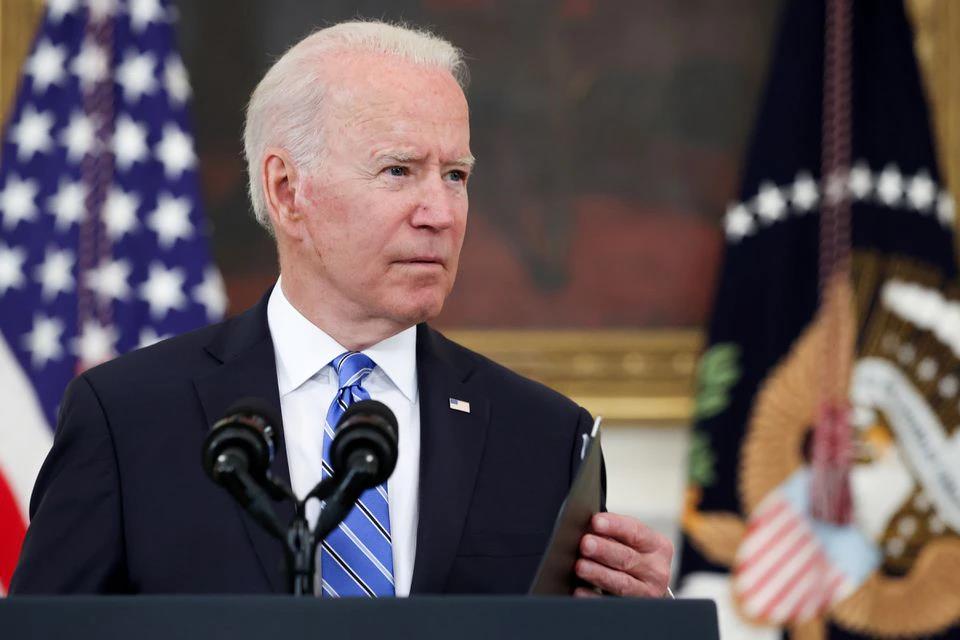 President Biden called for a fight with guns after the Texas massacre - Photo 1.