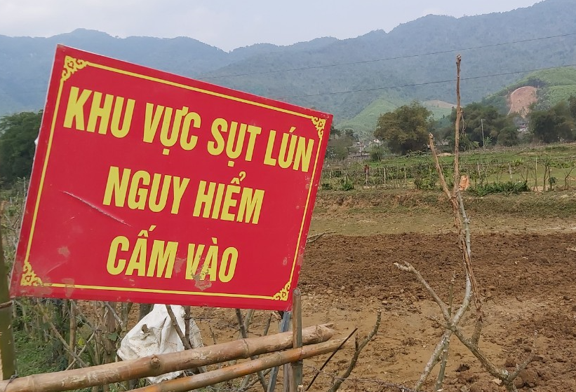 Dân hoảng loạn tháo chạy vì xuất hiện nhiều “hố tử thần”: Làm rõ trách nhiệm nhưng bên liên quan - Ảnh 3.