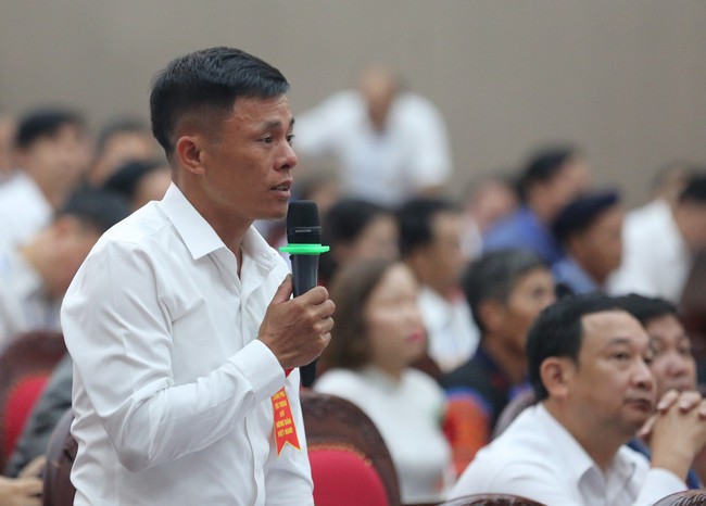 Thủ tướng Phạm Minh Chính đối thoại với nông dân Việt Nam tại Sơn La - Ảnh 3.