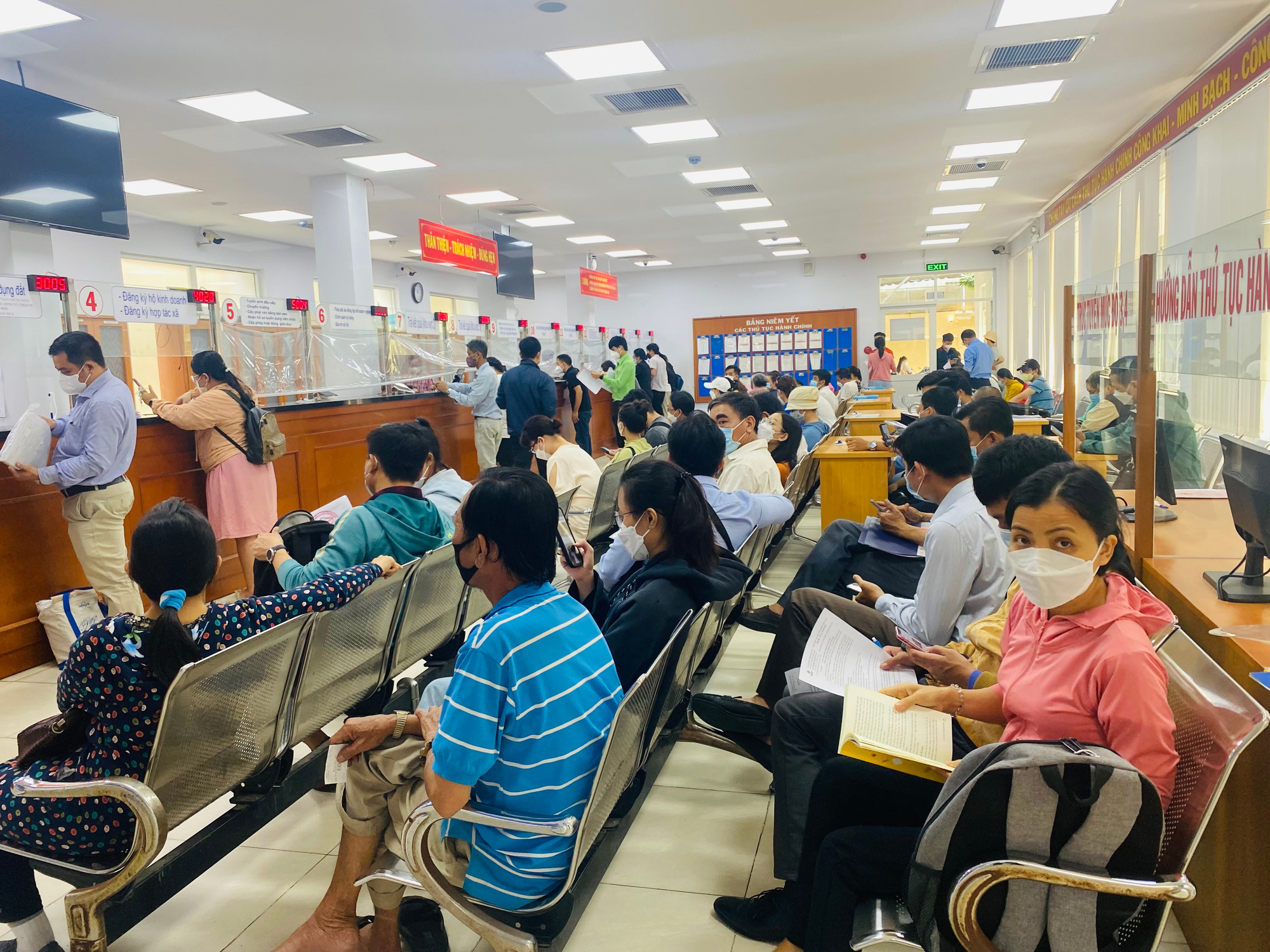 TP HCM: 88 thủ tục được giải quyết trong ngày - Ảnh 1. TP HCM: 88 thủ tục được giải quyết trong ngày - Ảnh 1.