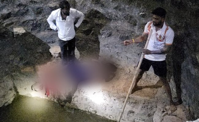 Terrified mother threw 6 children into the well to die - Photo 1.