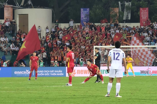 Vì sao không hát Quốc ca trước trận U23 Việt Nam - U23 Philippines? - Ảnh 2.