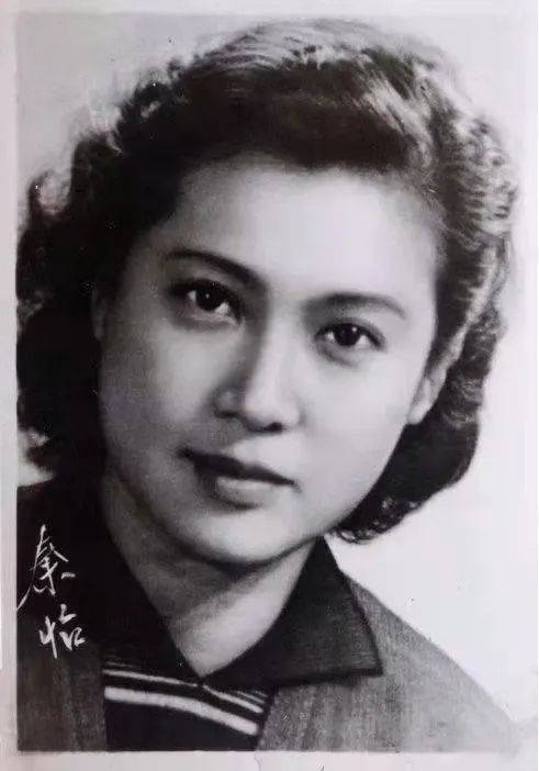 “Người phụ nữ đẹp nhất Trung Quốc” vừa  qua đời  - Ảnh 2.