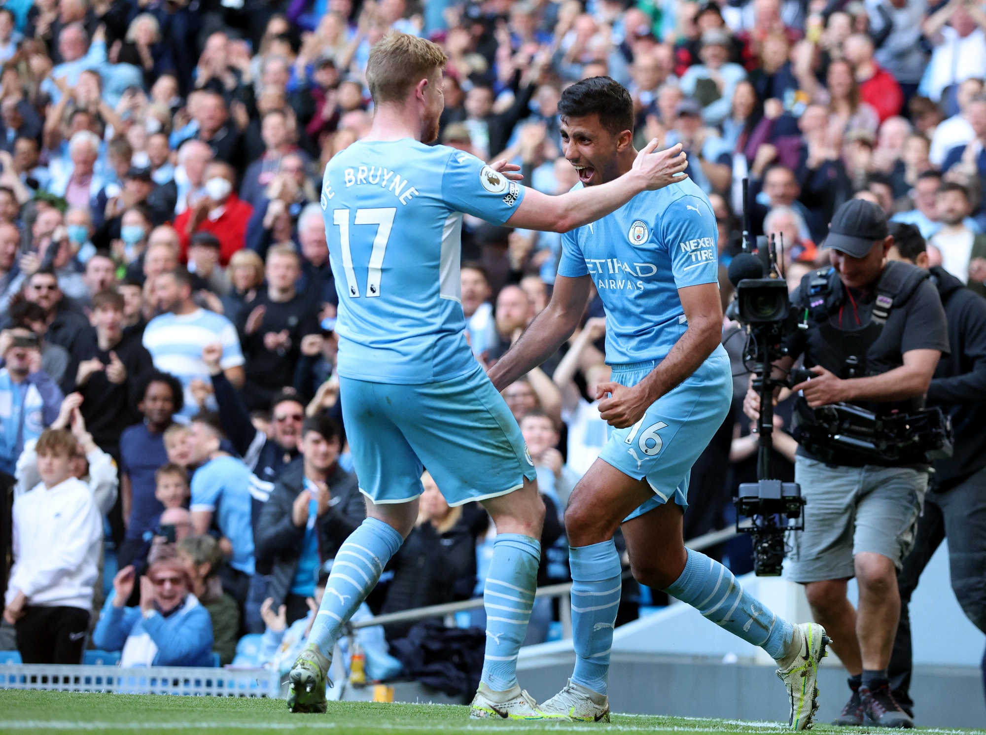 Thắng hủy diệt Newcastle, Man City vững vàng ngôi đầu Ngoại hạng Anh - Ảnh 4.