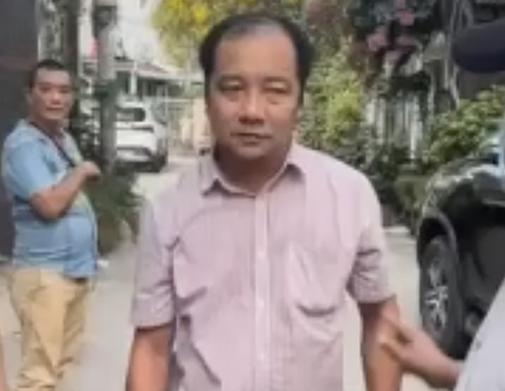 Giáng chức đại úy công an hành hung phụ nữ ở Bình Dương - Ảnh 1. Giáng chức đại úy công an hành hung phụ nữ ở Bình Dương - Ảnh 1.