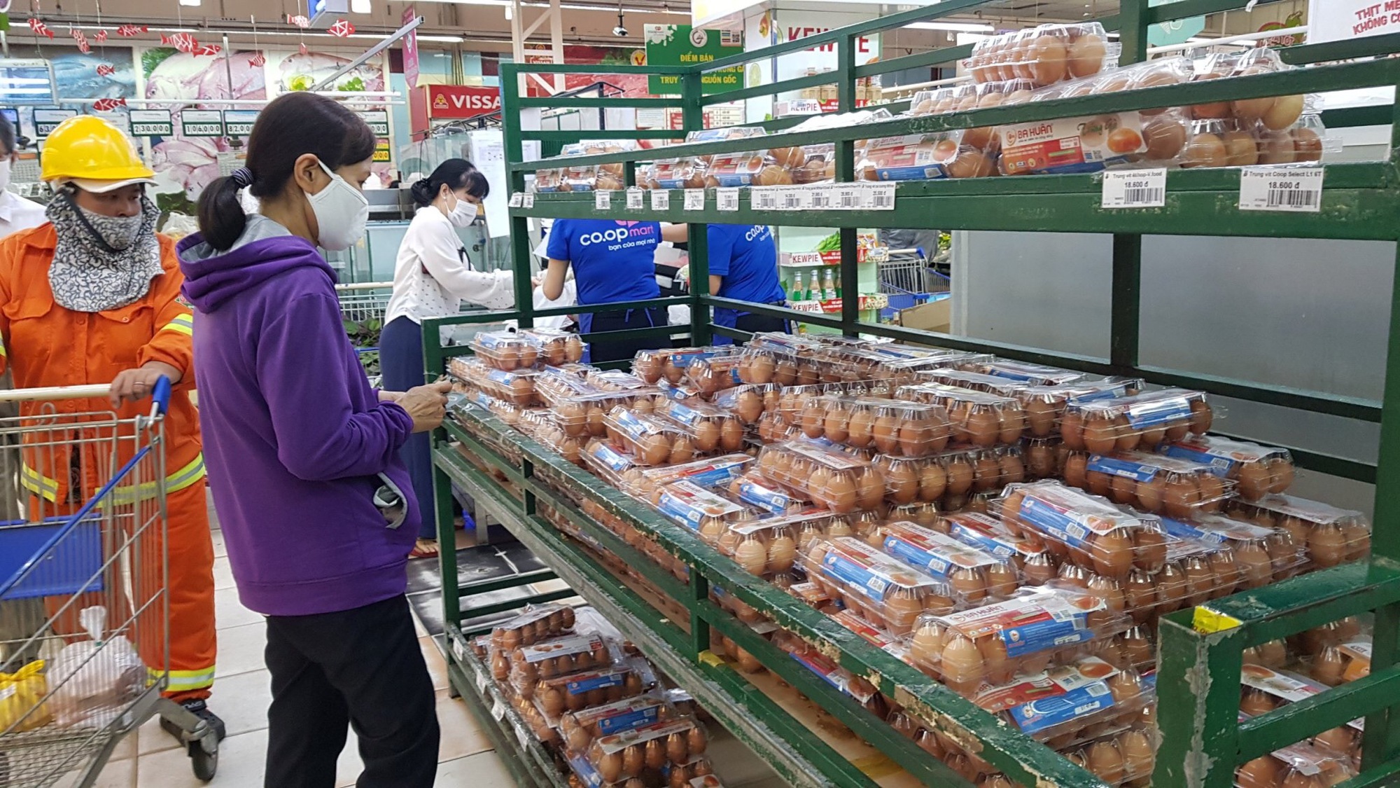 Từ 15-6, giá trứng gà, vịt bình ổn tăng 2.000 đồng/chục - Ảnh 1. Từ 15-6, giá trứng gà, vịt bình ổn tăng 2.000 đồng/chục - Ảnh 1.