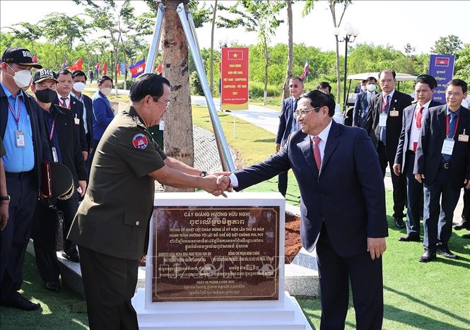 Kỷ niệm 45 năm Con đường tiến tới đánh đổ chế độ diệt chủng Pol Pot của Thủ tướng Hun Sen - Ảnh 14. Kỷ niệm 45 năm Con đường tiến tới đánh đổ chế độ diệt chủng Pol Pot của Thủ tướng Hun Sen - Ảnh 14.