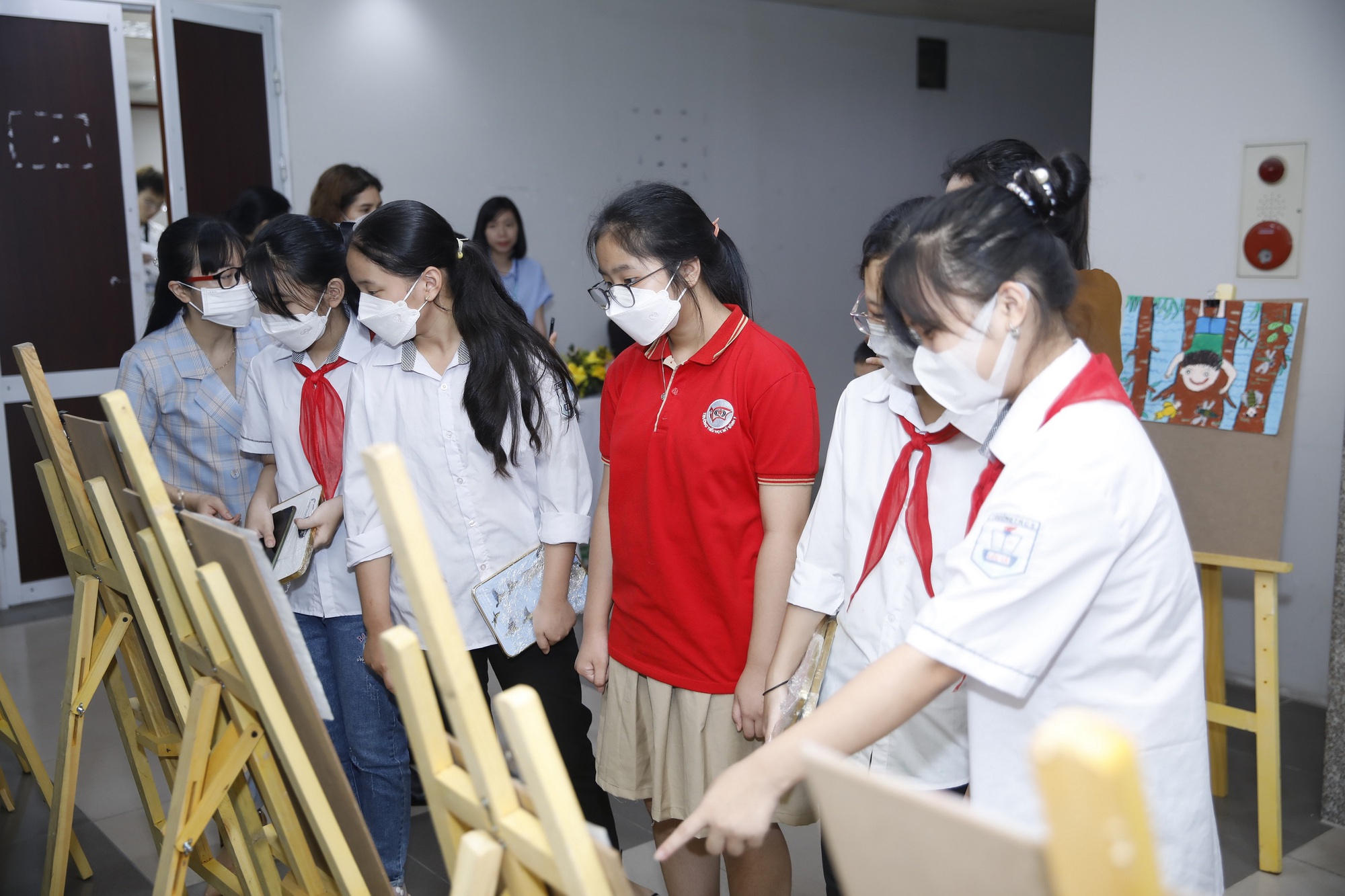 Hơn 3.600 học sinh trên cả nước hưởng ứng cuộc thi Vui vẽ tranh, Góp rừng xanh cùng Panasonic - Ảnh 1.
