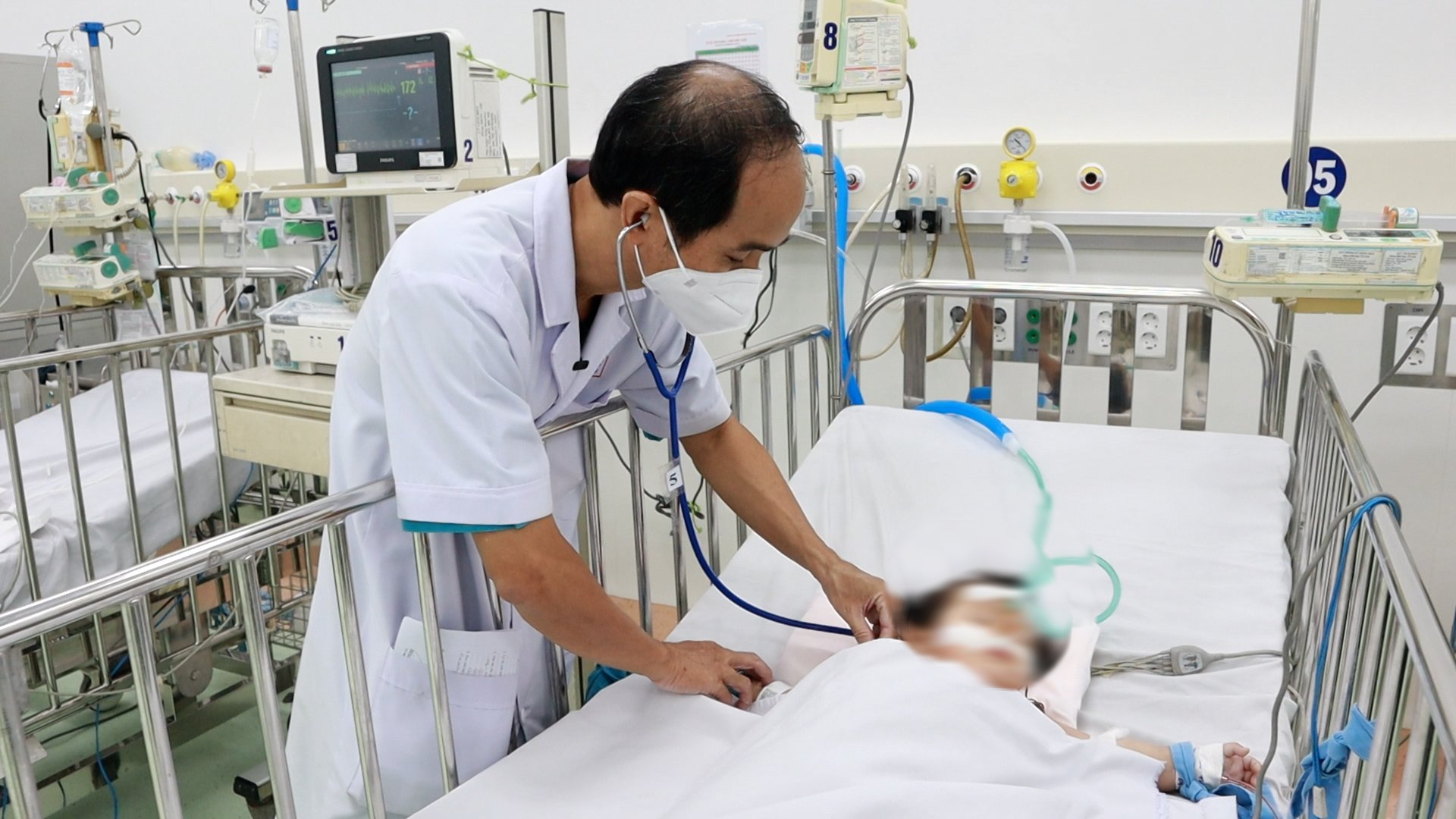 Tp Hcm: Bệnh Nhân Sốt Xuất Huyết Đang Tăng Nhanh Tại Các Bệnh Viện - Báo  Người Lao Động