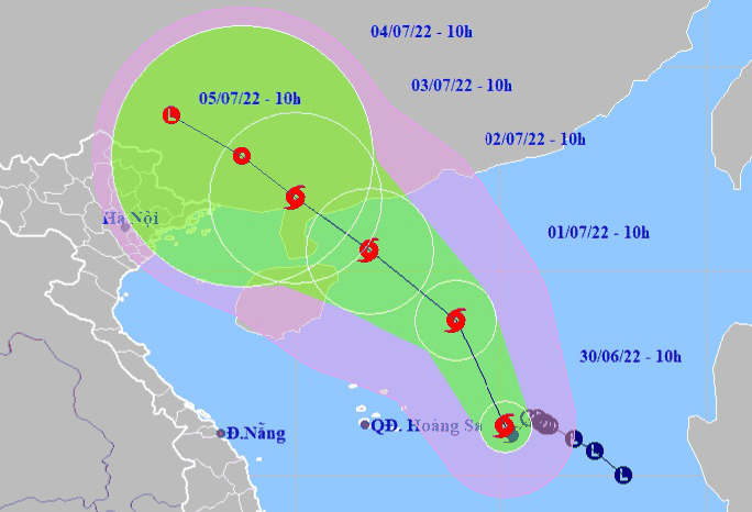 Bão số 1 có bán kính gió rất rộng, có thể đổ bộ vào đất liền Bắc Bộ - Ảnh 1.