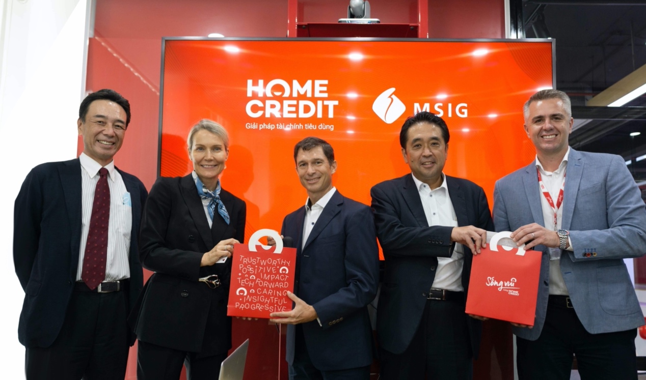 Home Credit Việt Nam "bắt tay" cùng công ty bảo hiểm hàng đầu Nhật Bản