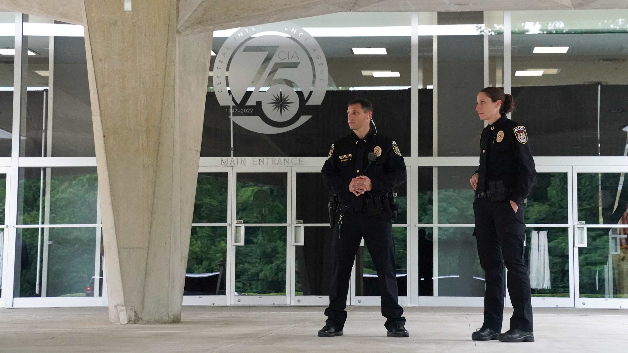 Bí mật động trời do cựu lập trình viên CIA tiết lộ - Ảnh 1. Bí mật động trời do cựu lập trình viên CIA tiết lộ - Ảnh 1.