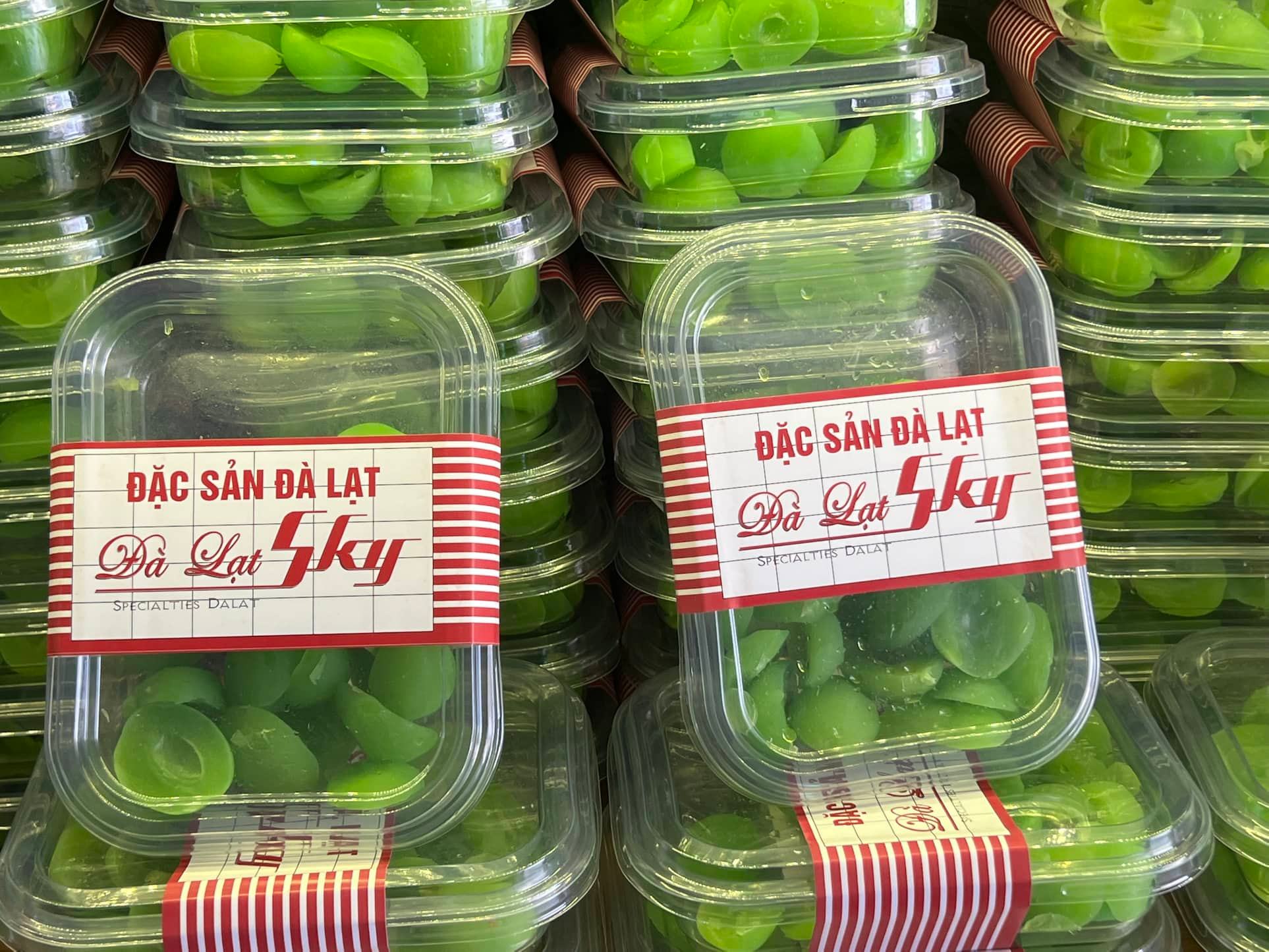 Từ vụ “cò mứt” lộng hành Đà Lạt: Phát hiện cơ sở kinh doanh nhiều lỗi vi phạm - Ảnh 2. Từ vụ “cò mứt” lộng hành Đà Lạt: Phát hiện cơ sở kinh doanh nhiều lỗi vi phạm - Ảnh 2.