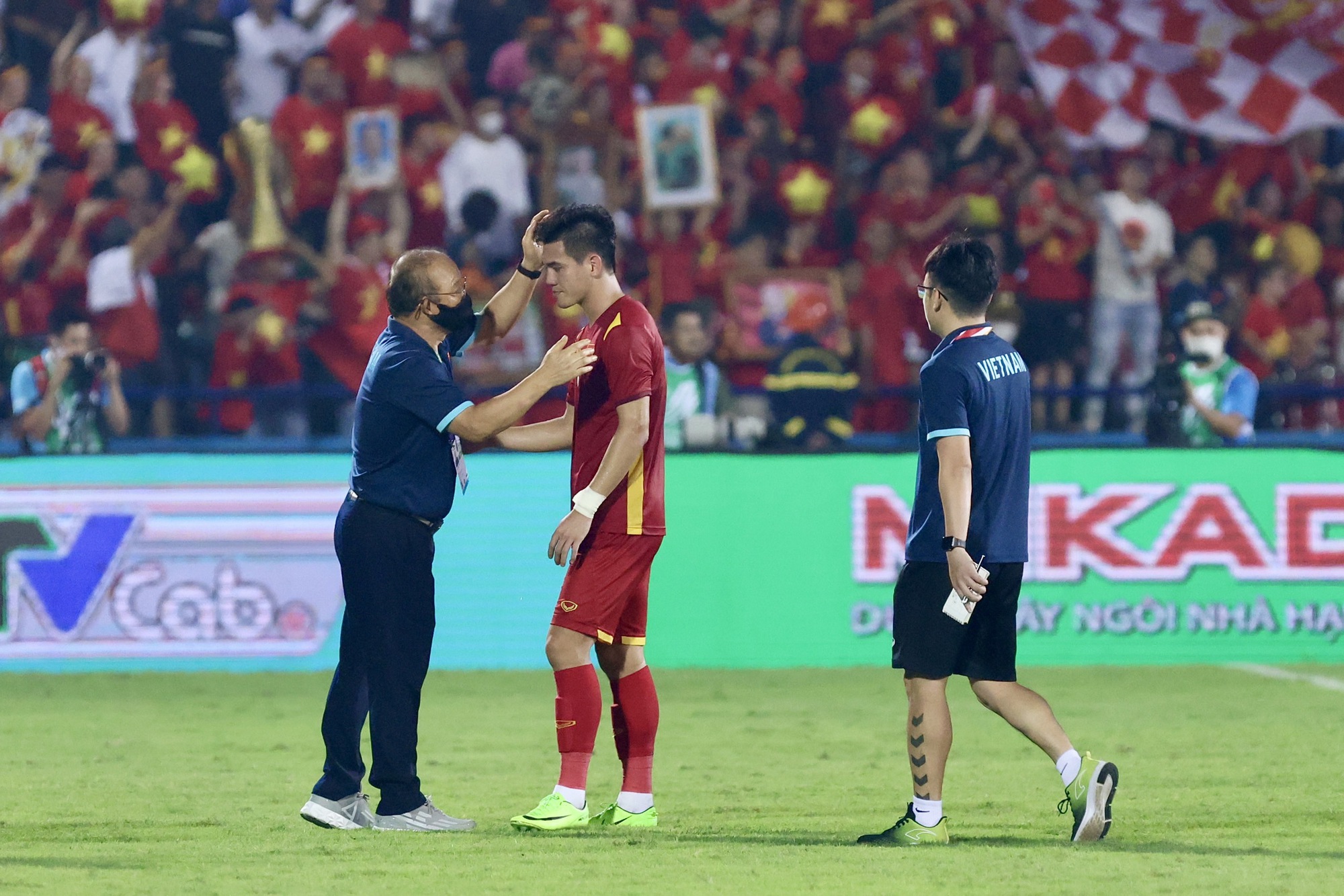 HLV Park Hang-seo trở lại Việt Nam, dự khán trận HAGL - Đông Á Thanh Hóa - Ảnh 1.
