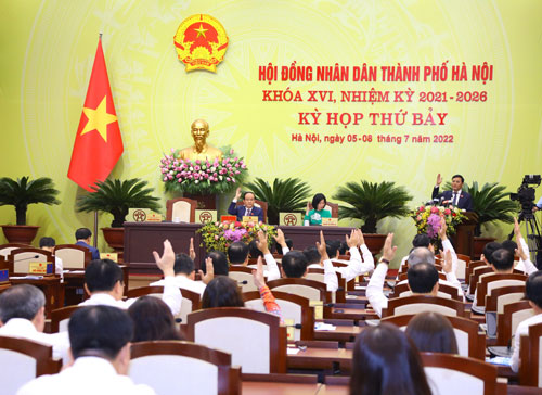 HĐND Hà Nội, TP HCM họp bàn nhiều vấn đề quan trọng - Ảnh 1.