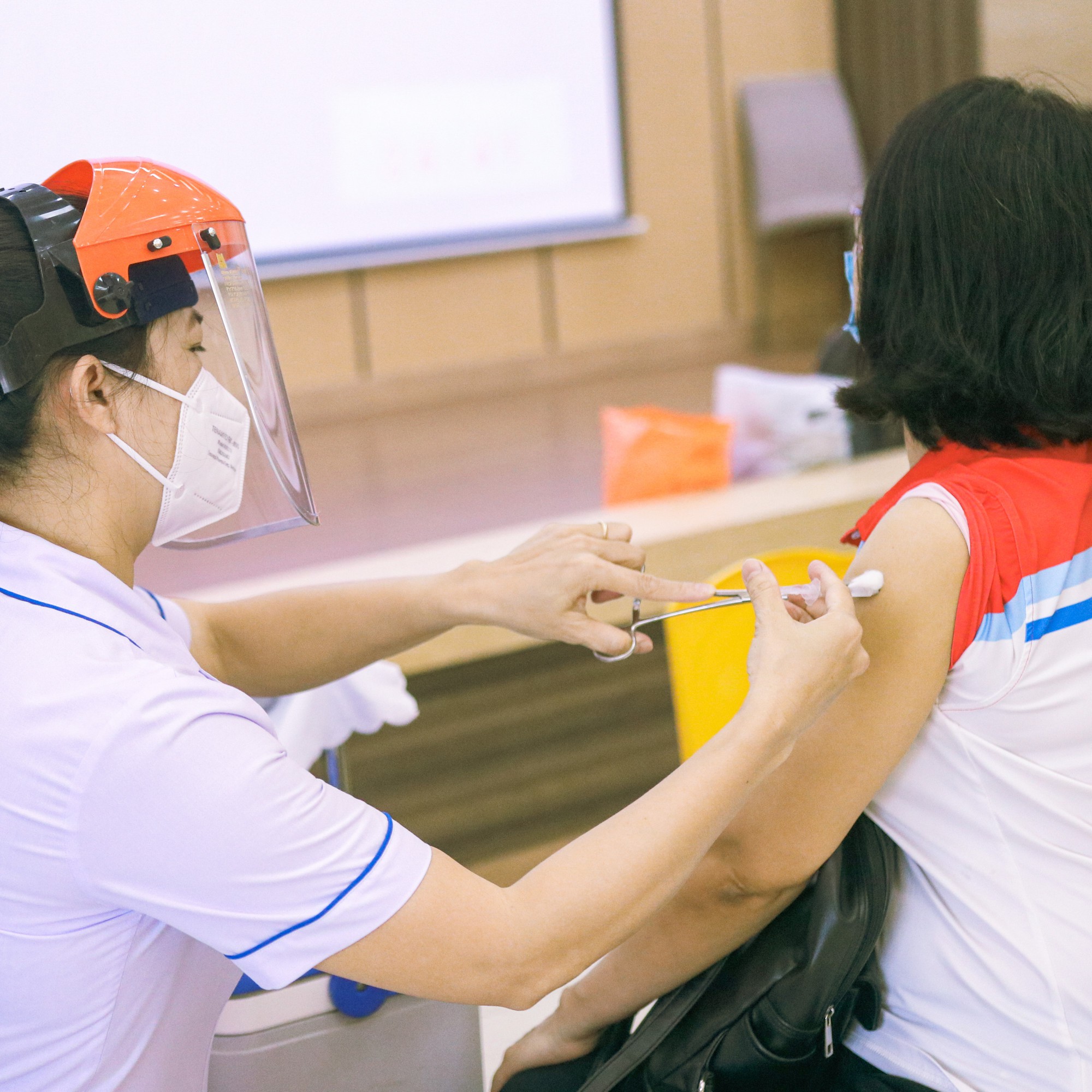 Bà Rịa- Vũng Tàu chờ hướng dẫn xử lý 58.620 liều vắc-xin Covid-19 hết hạn sử dụng - Ảnh 1. Bà Rịa- Vũng Tàu chờ hướng dẫn xử lý 58.620 liều vắc-xin Covid-19 hết hạn sử dụng - Ảnh 1.