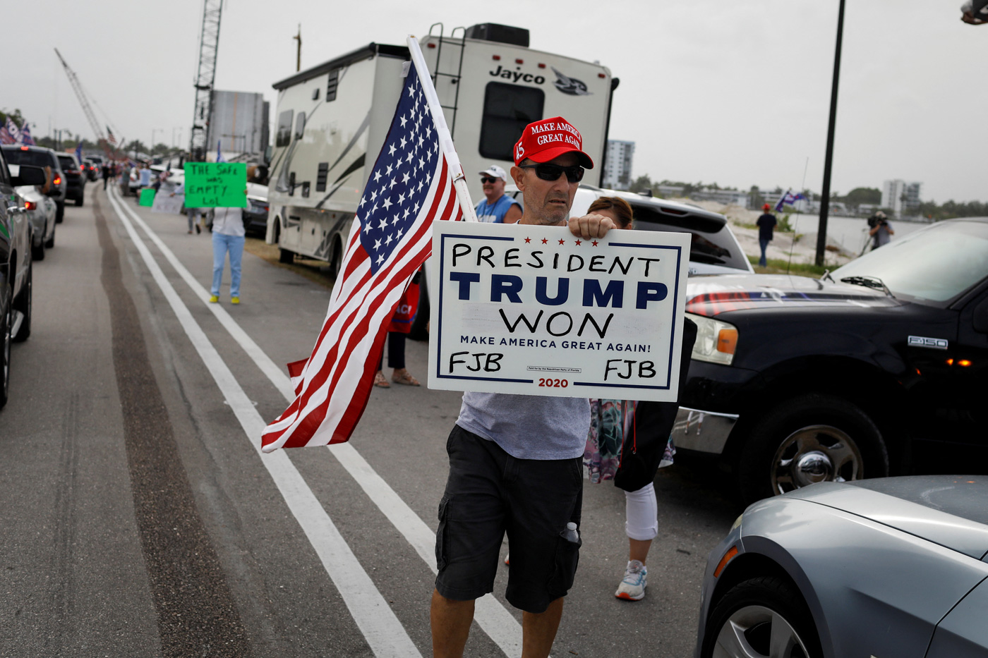 (KỲ 1) FBI khám xét dinh thự ông Trump: Phơi bày cuộc chiến pháp lý - Ảnh 6.