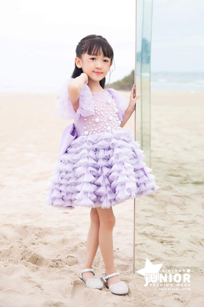 Đem lại nụ cười cho bờ môi con trẻ - Ảnh 1. Đem lại nụ cười cho bờ môi con trẻ - Ảnh 1.