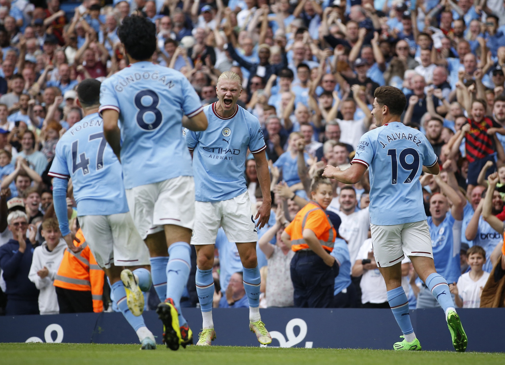 Haaland lập hat-trick siêu đỉnh, Man City lội ngược dòng ngoạn mục - Ảnh 7.