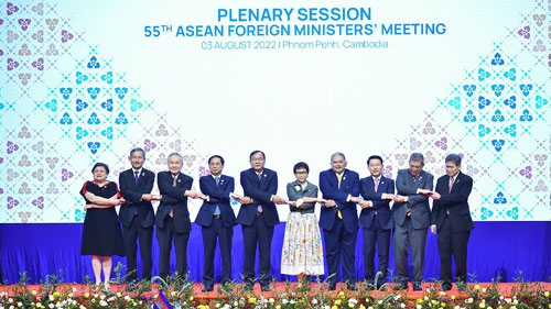 ASEAN cần đoàn kết trước các thách thức - Ảnh 1.