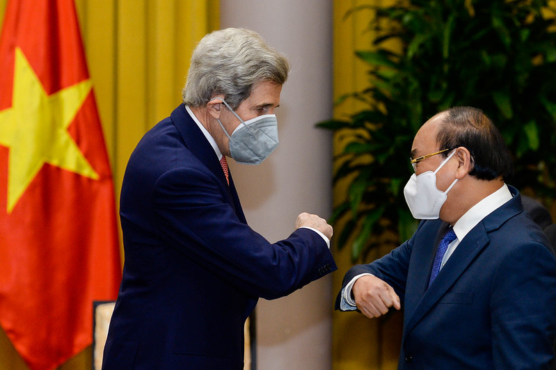 Đặc phái viên Tổng thống Mỹ John Kerry sắp thăm Việt Nam - Ảnh 1.