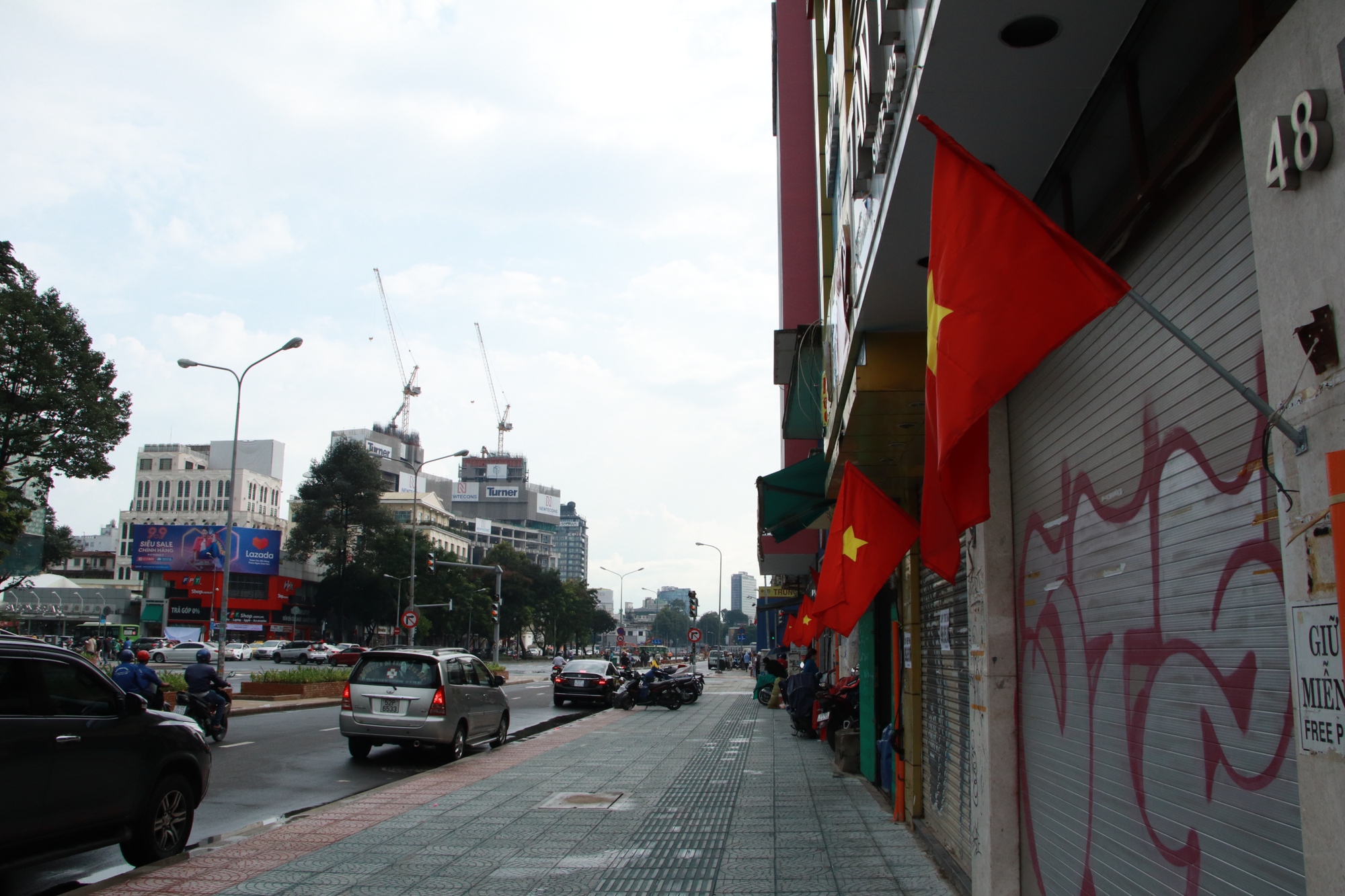 Video: TP HCM chính thức thông xe đường Lê Lợi sau 8 năm - Ảnh 6.