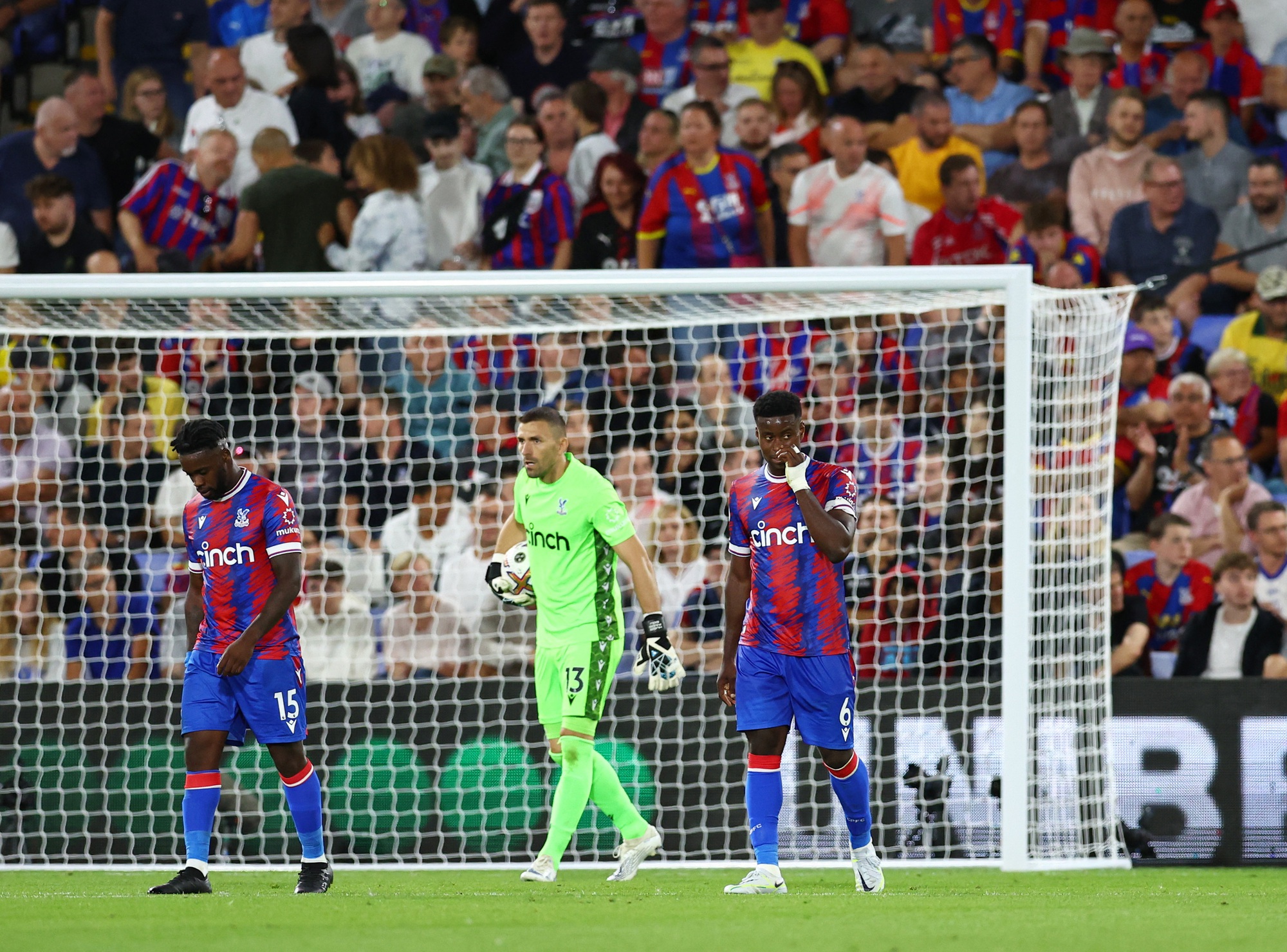 Bắn hạ pháo đài Selhurst Park, Arsenal ra quân tưng bừng giải Ngoại hạng - Ảnh 4.