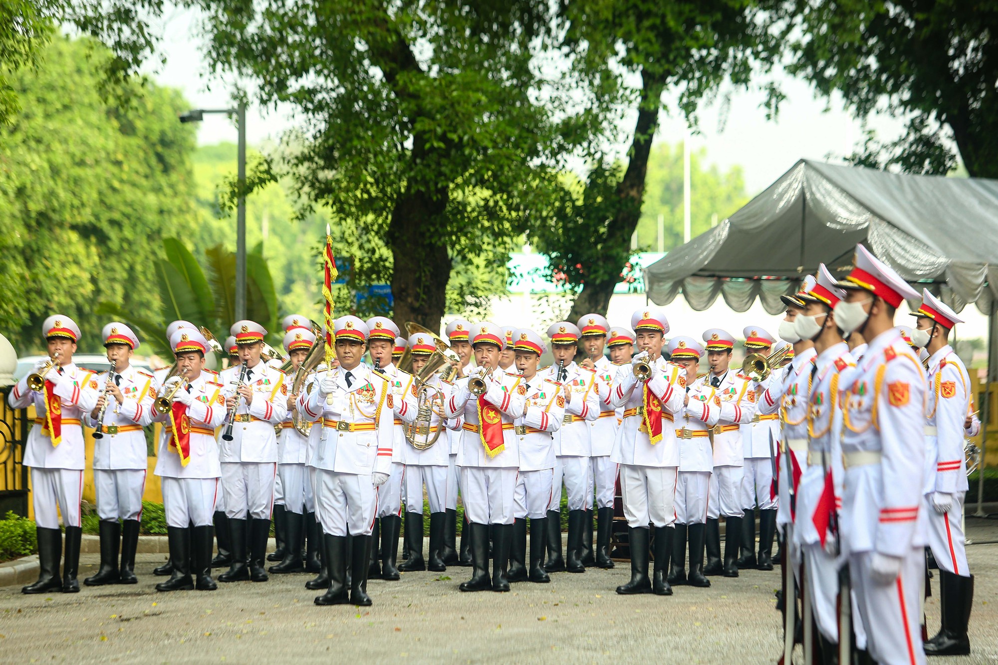 Thượng cờ kỷ niệm 55 năm thành lập ASEAN - Ảnh 9.