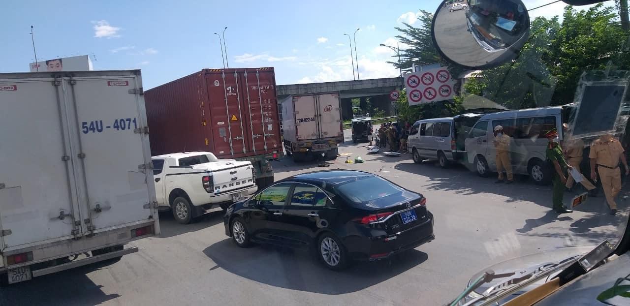 Tình tiết thương tâm trong vụ tai nạn 3 người tử vong trên Quốc lộ 51 - Ảnh 2. Tình tiết thương tâm trong vụ tai nạn 3 người tử vong trên Quốc lộ 51 - Ảnh 2.