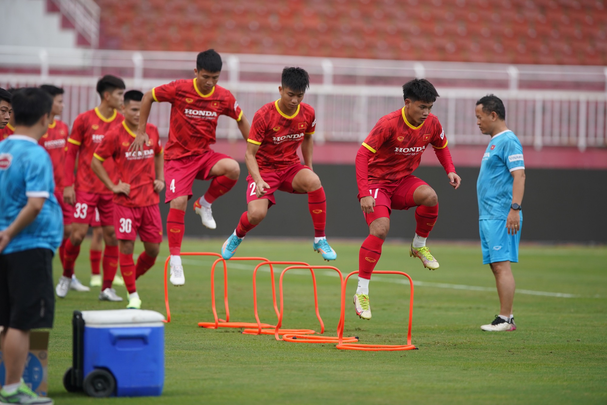 HLV Park Hang-seo: Cầu thủ tôi chọn thì kết quả thi đấu tôi sẽ chịu trách nhiệm! - Ảnh 3.