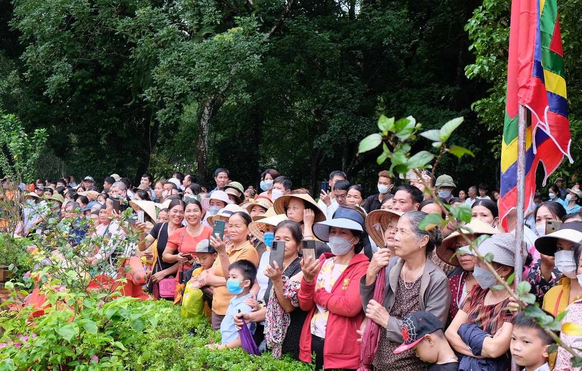 Bí thư Thanh Hóa đánh trống khai hội Lễ hội Lam Kinh 2022 - Ảnh 3.