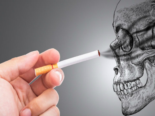 Hơn 17 triệu người đang hút thuốc lá: Chuyên gia khuyên gì? - Ảnh 1.