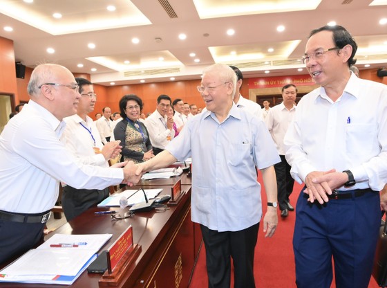 Tổng Bí thư Nguyễn Phú Trọng: Tạo điều kiện tốt nhất để TP HCM phát triển - Ảnh 3. Tổng Bí thư Nguyễn Phú Trọng: Tạo điều kiện tốt nhất để TP HCM phát triển - Ảnh 3.