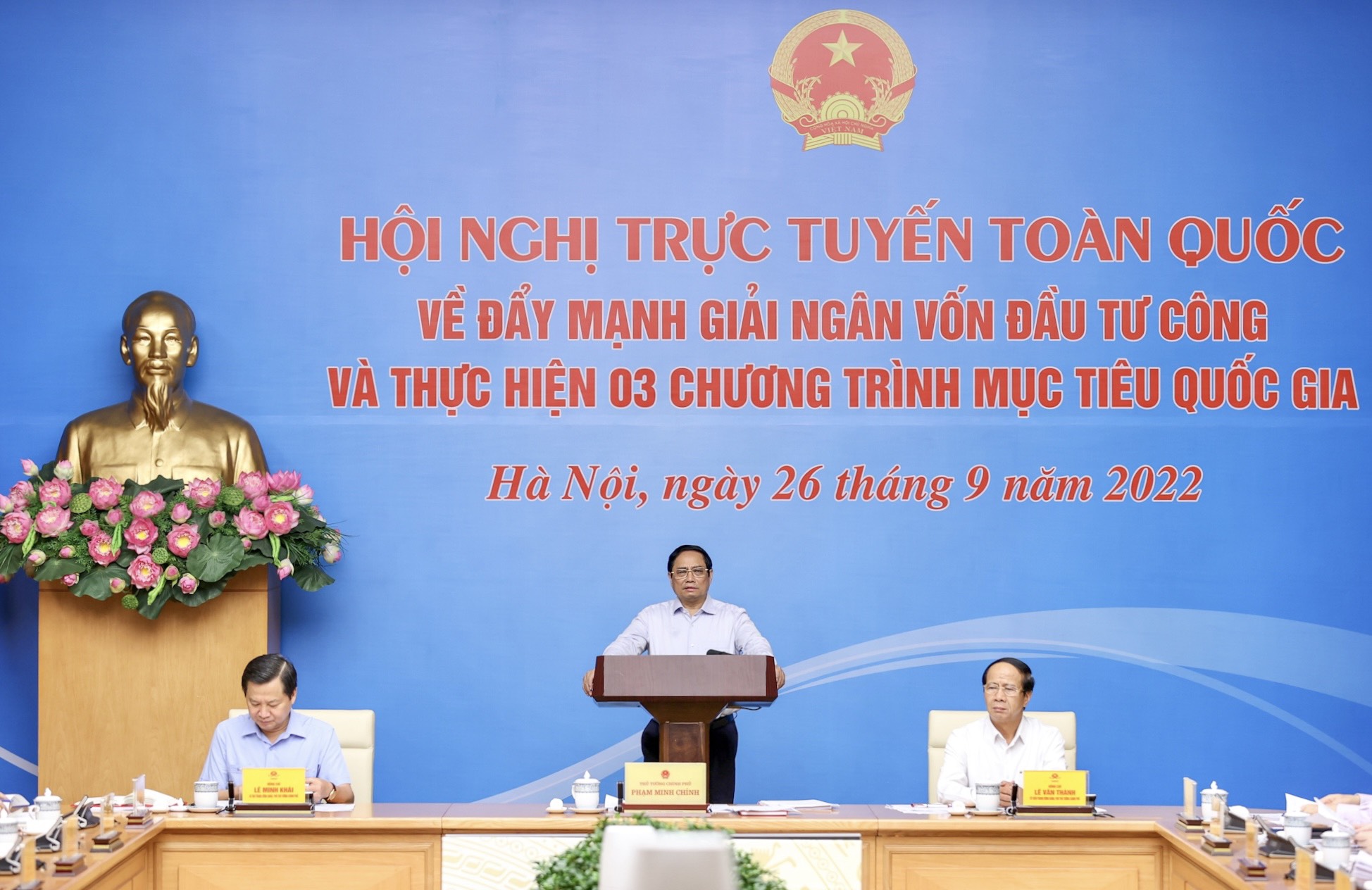 Thủ tướng: Không vì trời quang mây tạnh mà chủ quan với siêu bão Noru - Ảnh 1.