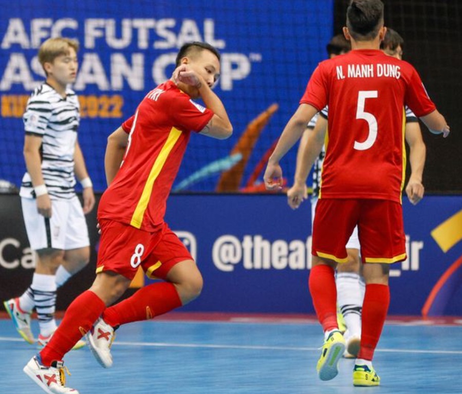 Futsal châu Á: Đội tuyển Việt Nam đại thắng Hàn Quốc - Ảnh 1.