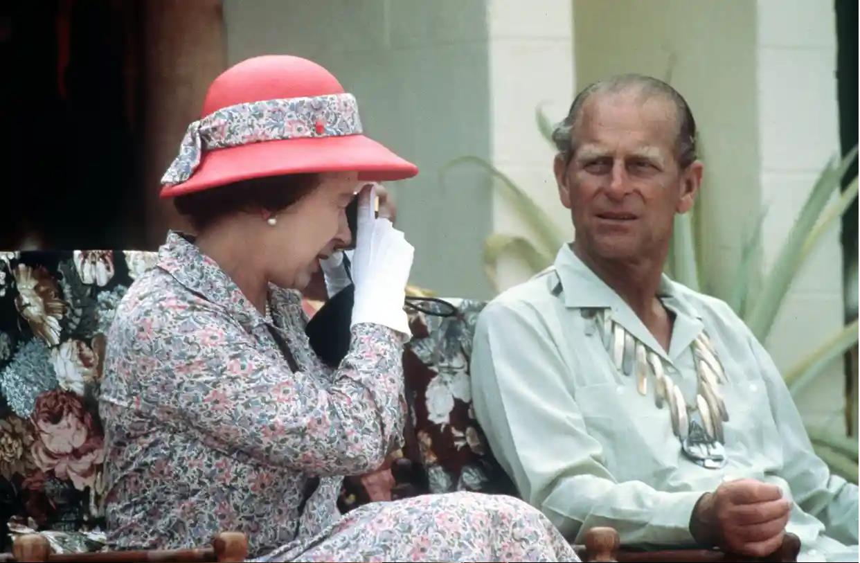 Những điều &iacute;t ai biết về Nữ ho&agrave;ng Anh Elizabeth II - Ảnh 16.