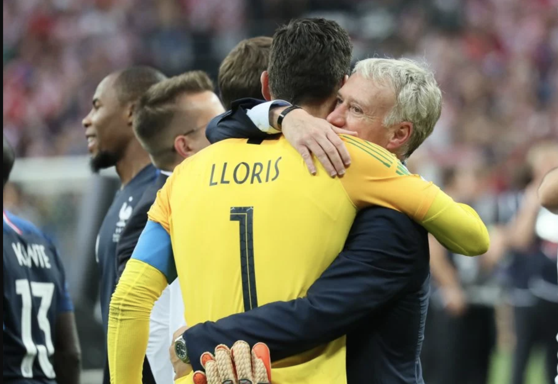 Thủ môn Hugo Lloris chia tay tuyển Pháp sau thất bại World Cup 2022 - Ảnh 2.
