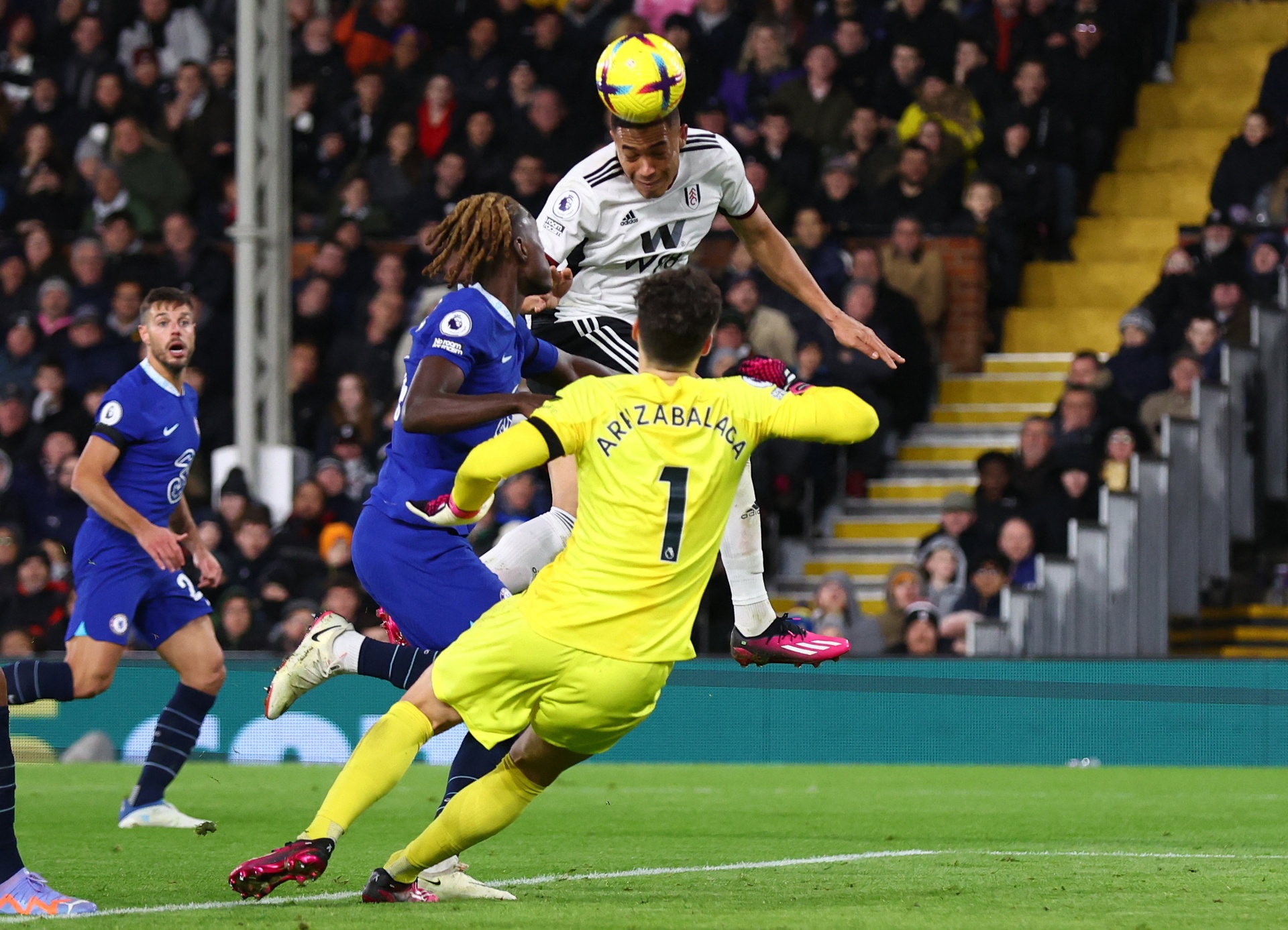 Tân binh Joao Felix nhận thẻ đỏ ngày ra mắt, Chelsea thua thảm Fulham - Ảnh 6.