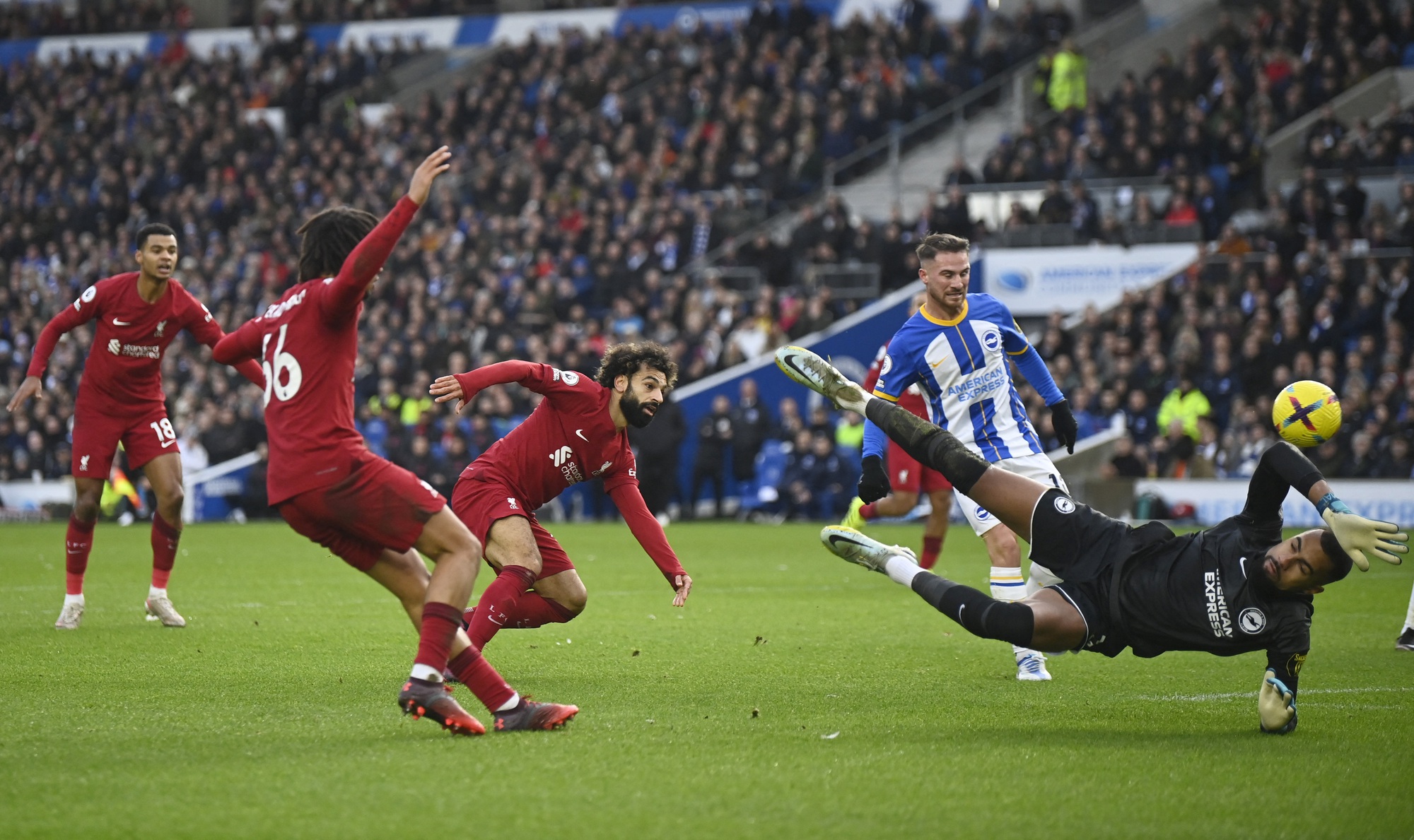 Thua đậm Brighton 0-3, Liverpool trượt dài giải Ngoại hạng Anh - Ảnh 1.