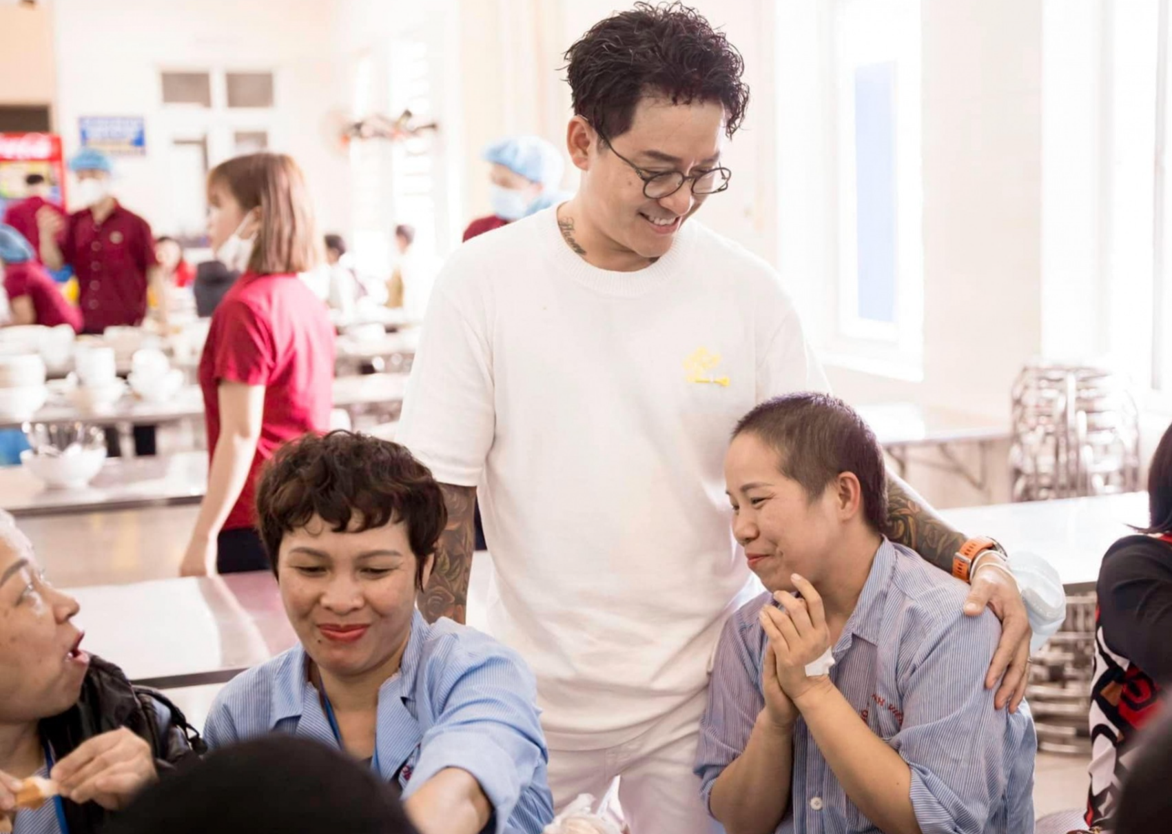 Ăn Tết sao cho nhẹ bụng, ngủ sao cho ngon? - Ảnh 2.