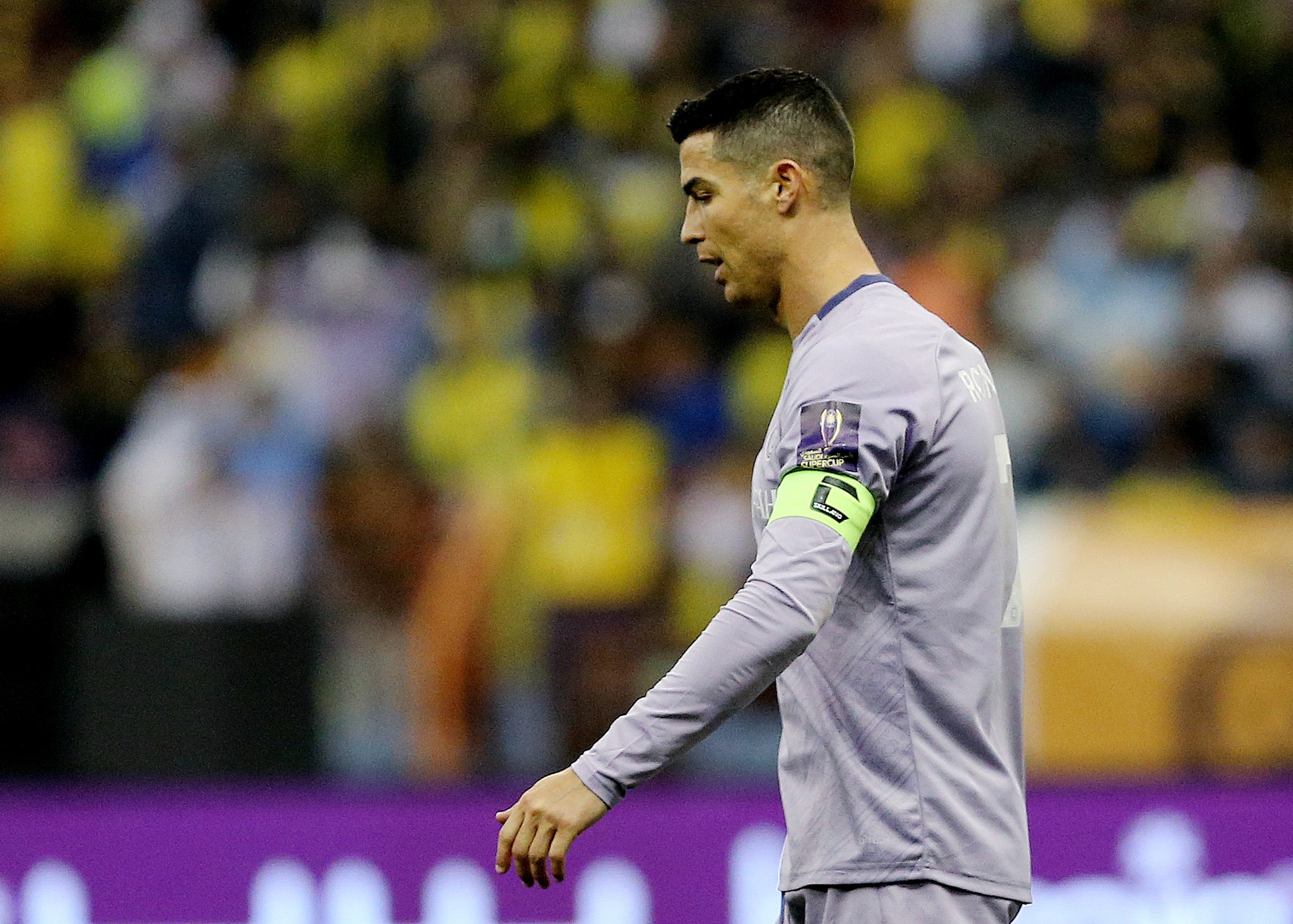 Ronaldo bị chế giễu sau thất bại đầu tiên cùng Al Nassr - Ảnh 1.