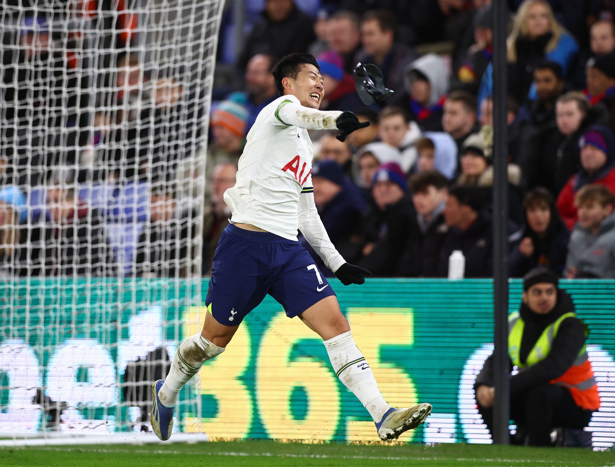 Bùng nổ trận derby London, Tottenham trở lại cuộc đua Top 4 - Ảnh 6.