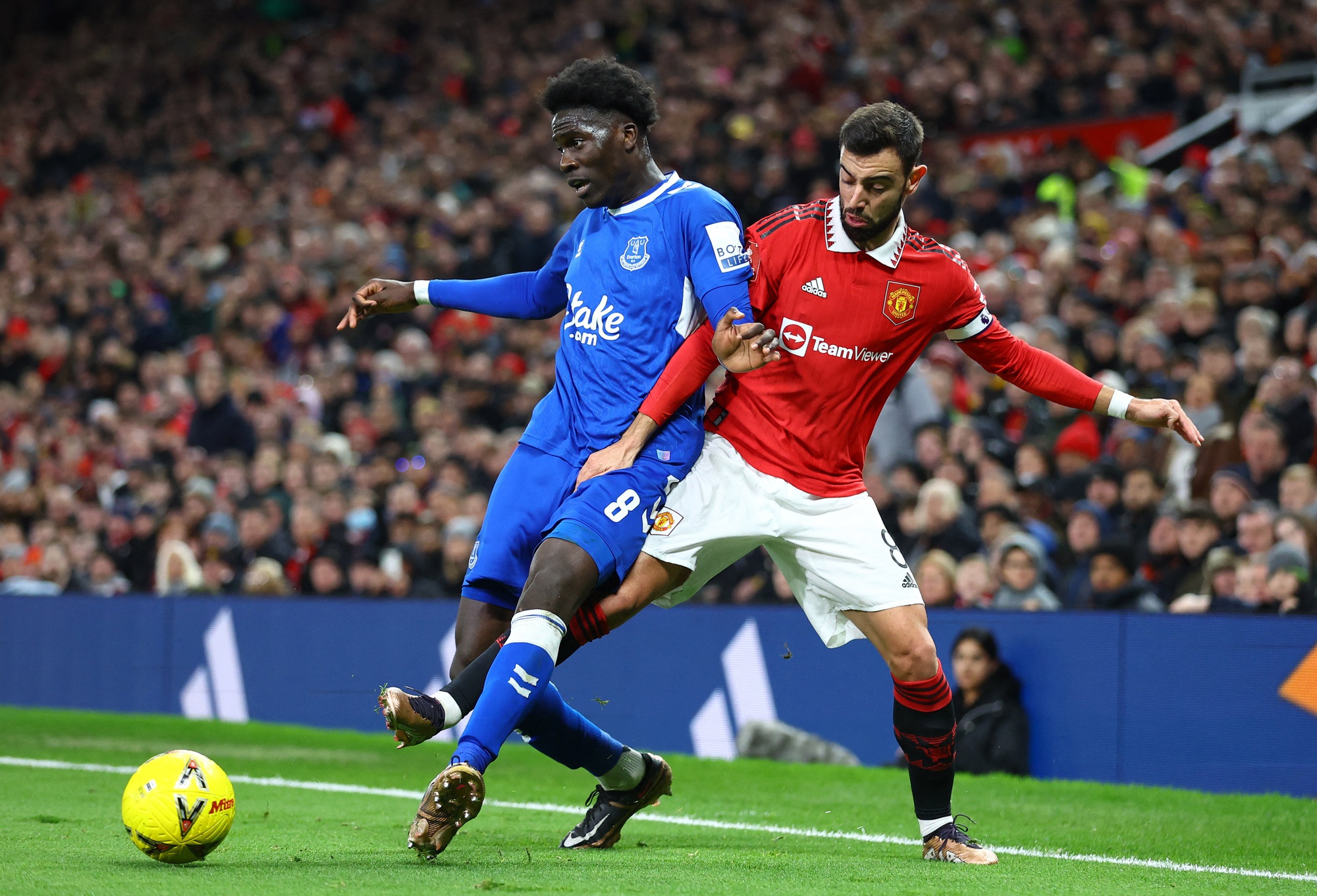 Marcus Rashford bùng nổ, Man United thẳng tiến vòng 4 FA Cup - Ảnh 1.