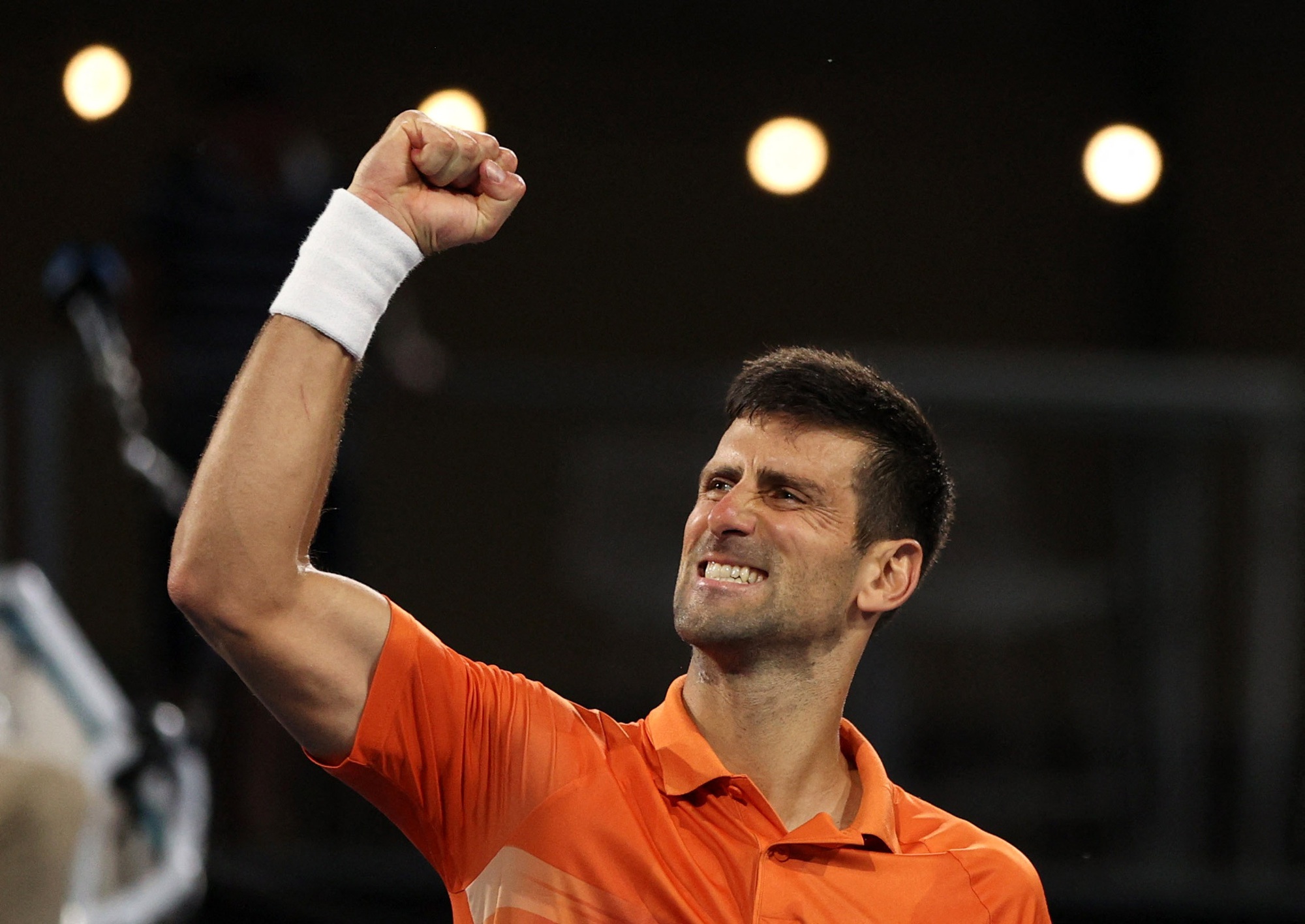 Ngược dòng đẳng cấp, Djokovic đoạt danh hiệu đầu tiên của năm 2023 - Ảnh 4.