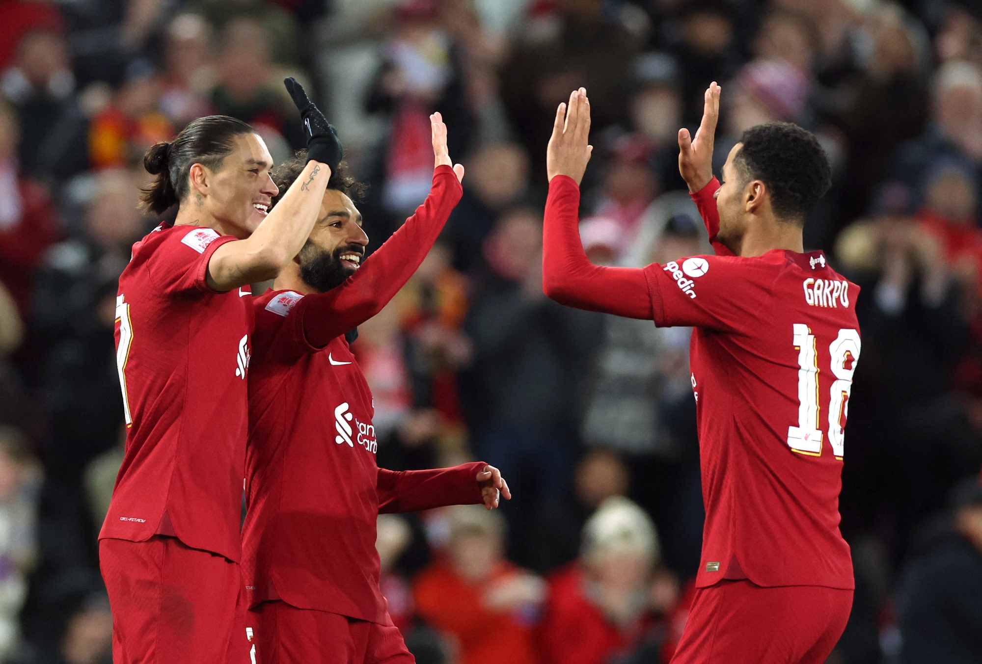 Liverpool sẩy chân, các đại gia Ngoại hạng thất bại FA Cup - Ảnh 6.