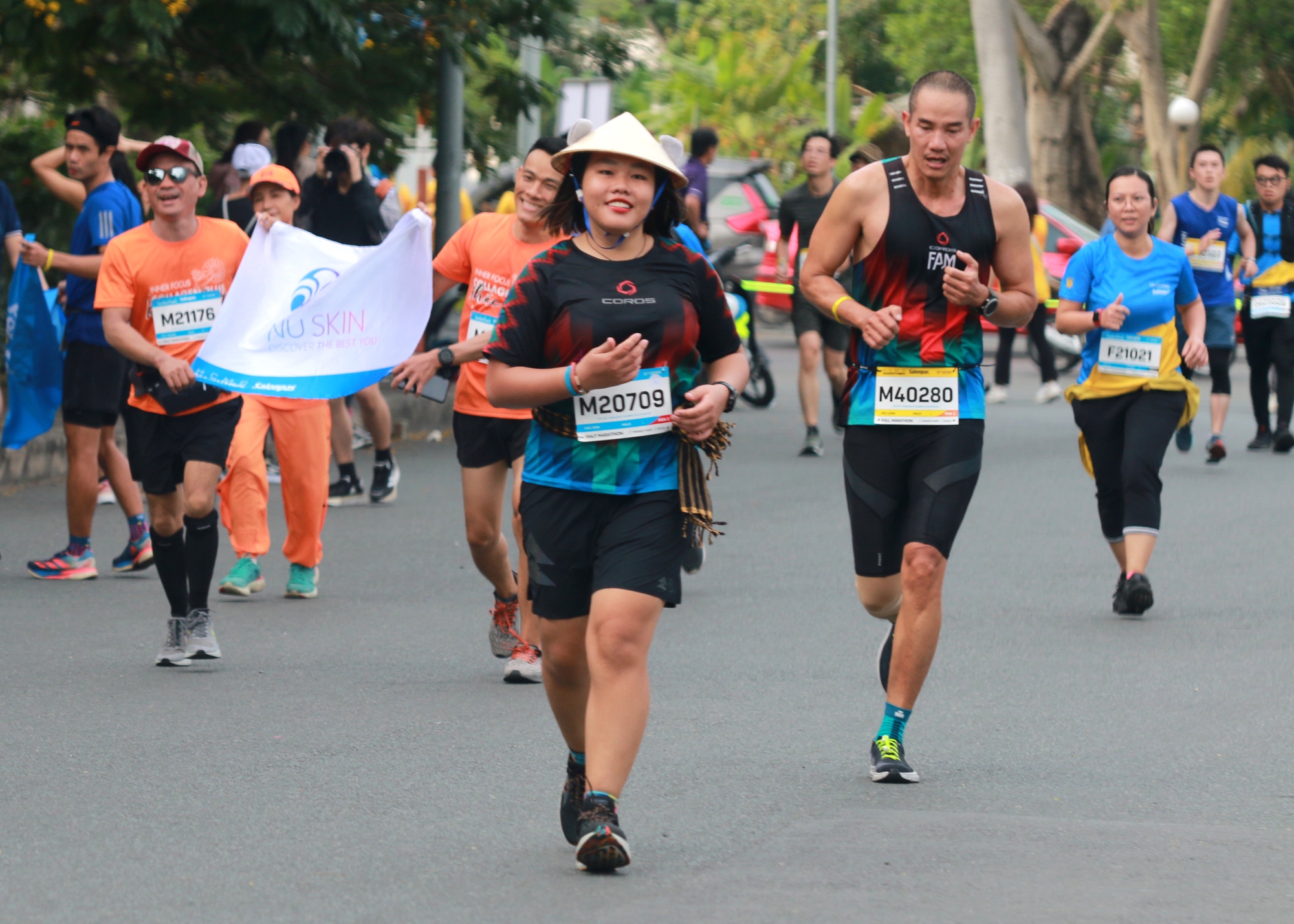 Nhà vô địch SEA Games đăng quang giải Marathon TP HCM 2023 - Ảnh 7.