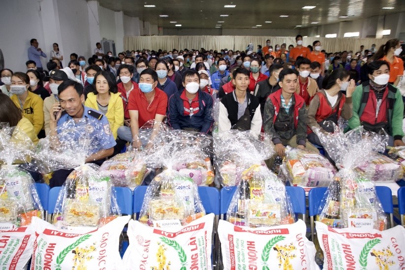 Quỹ Từ thiện Kim Oanh tặng 7.500 phần quà và 10 nhà tình thương dịp Tết - Ảnh 1.