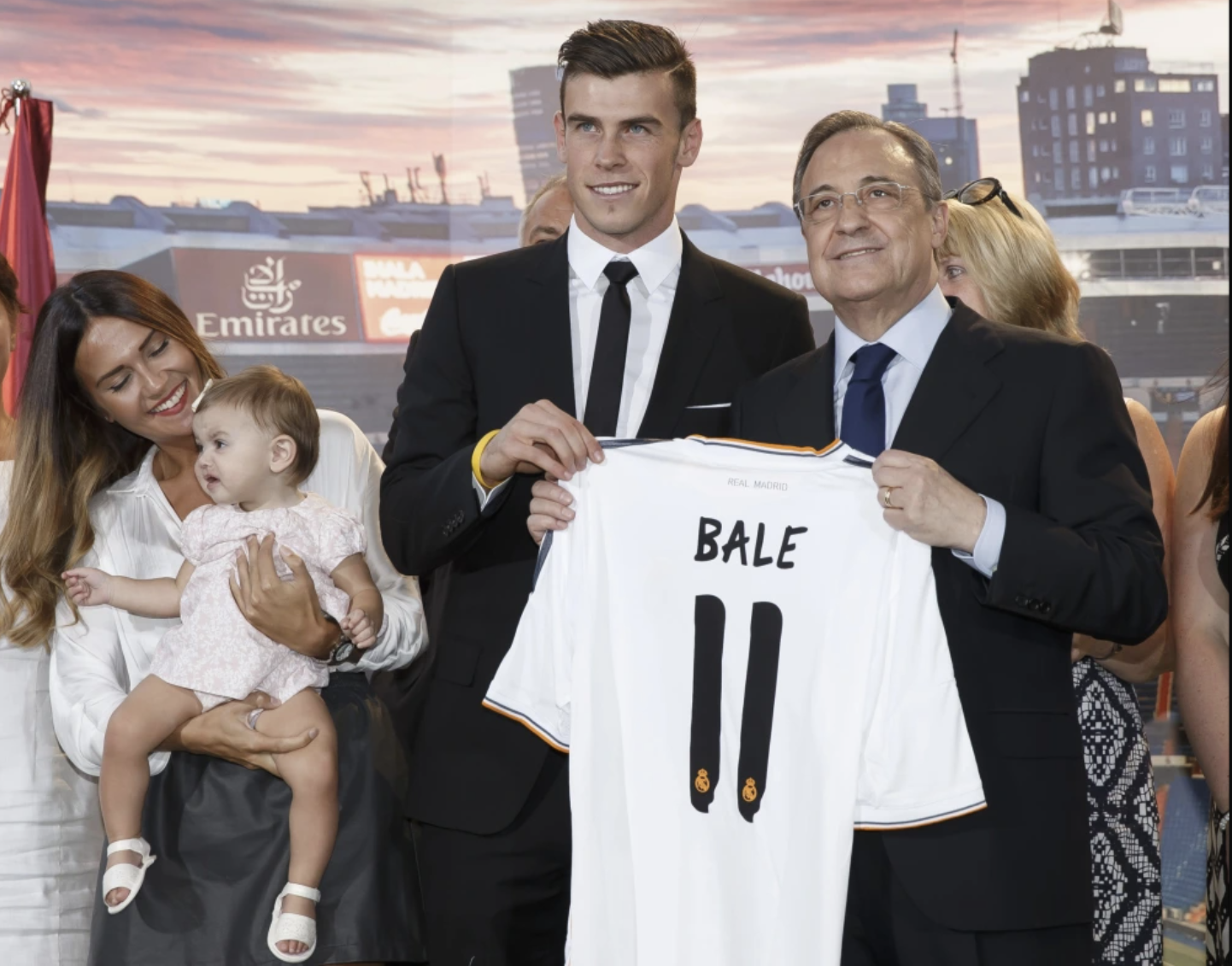 Gareth Bale tuyên bố giải nghệ, Xứ Wales tiếc nhớ thủ lĩnh siêu sao - Ảnh 5.