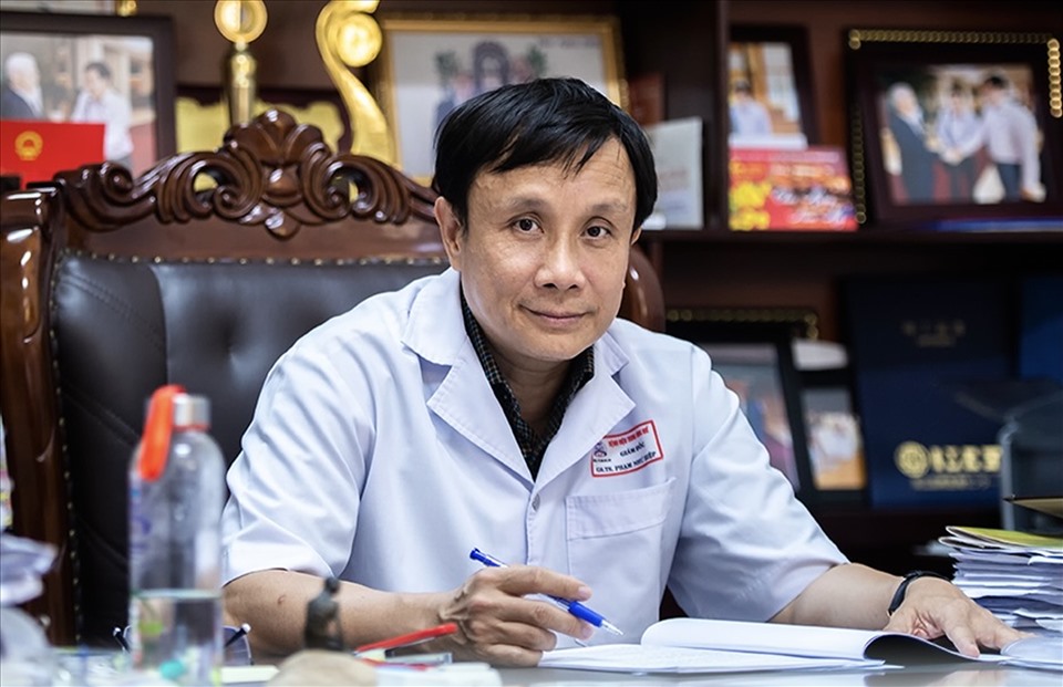 Chuyện chưa kể về những ca ghép tạng “kinh điển”- Ảnh 2.